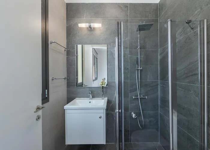 Villa Adaris, Sea Caves Peyia