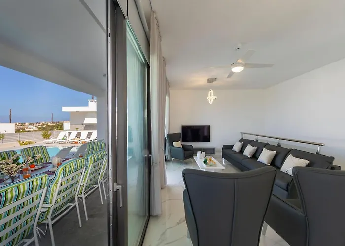 Adaris, Sea Caves Peyia Villa Paphos