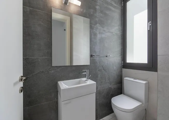 Villa Adaris, Sea Caves Peyia Paphos