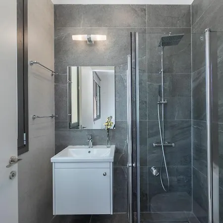 Villa Adaris, Sea Caves Peyia