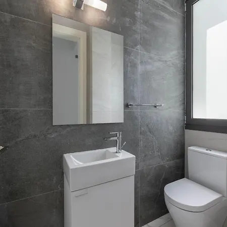 Villa Adaris, Sea Caves Peyia Paphos