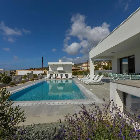 Villa Adaris, Sea Caves Peyia