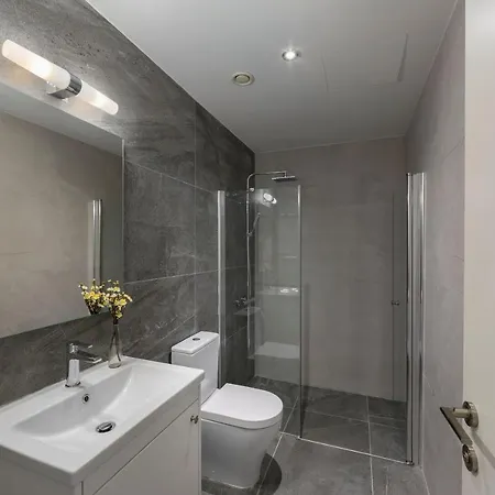 Adaris, Sea Caves Peyia *